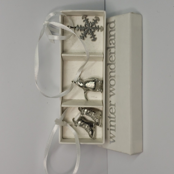 Winter Wonderland Set of 3- Small Metal Ornaments - Picture 1 of 2
